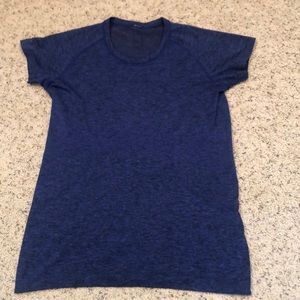 Lululemon Swifty top 12